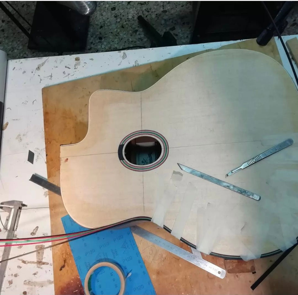 2021 Adonis Goulielmos 670 Oval hole (SOLD!) See the video of this guitar being built!