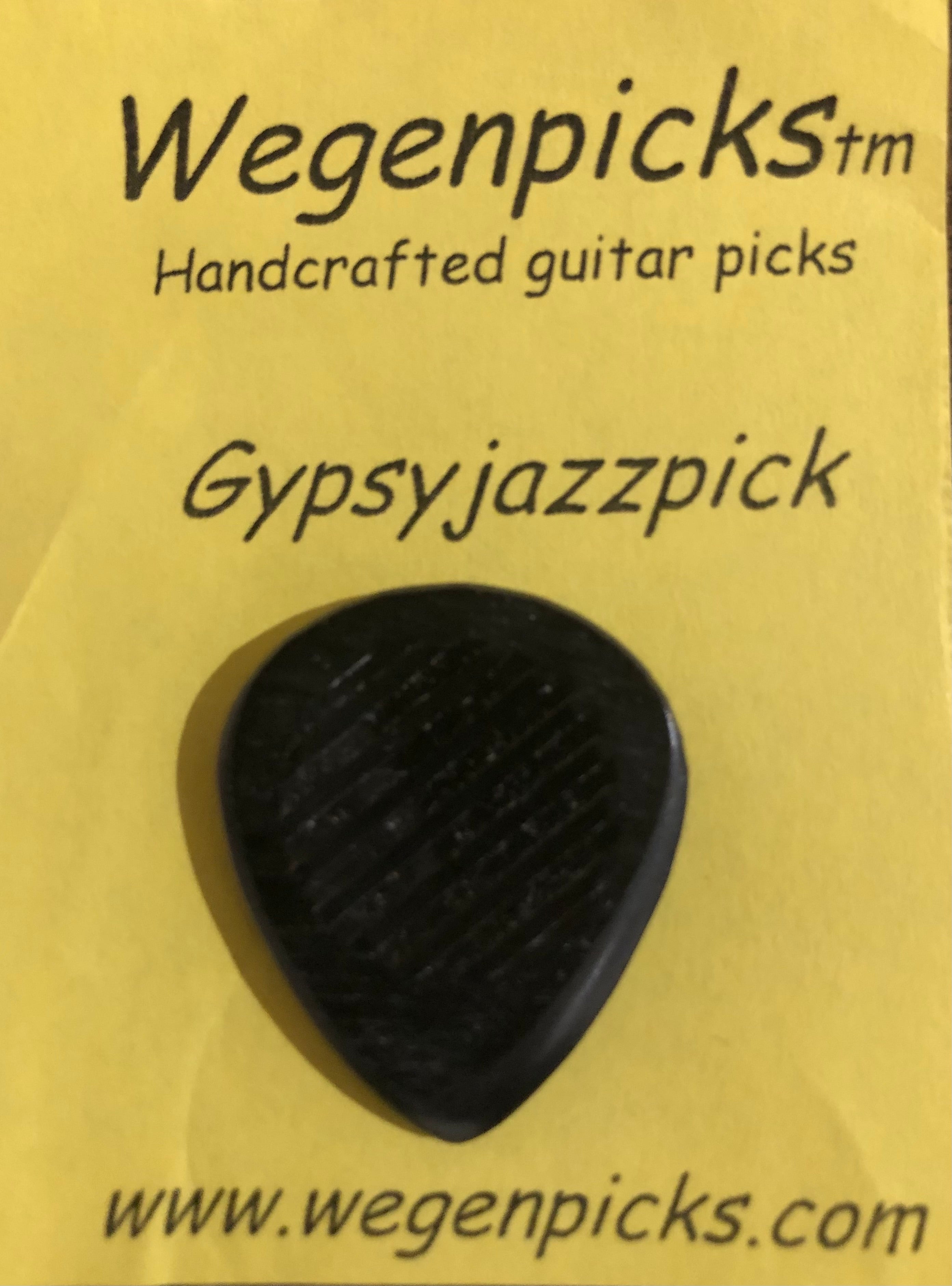 Wegen (Famous) 3.5mm Gypsy Jazz Pick Black (This item has free delivery with orders over $55)